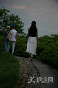 �S��