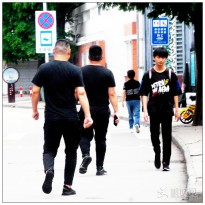 �C������