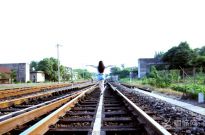 �o�Ҽ�Ů���ڻ�܇վ�ĵ�����ô����