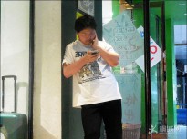 ��䁿��e